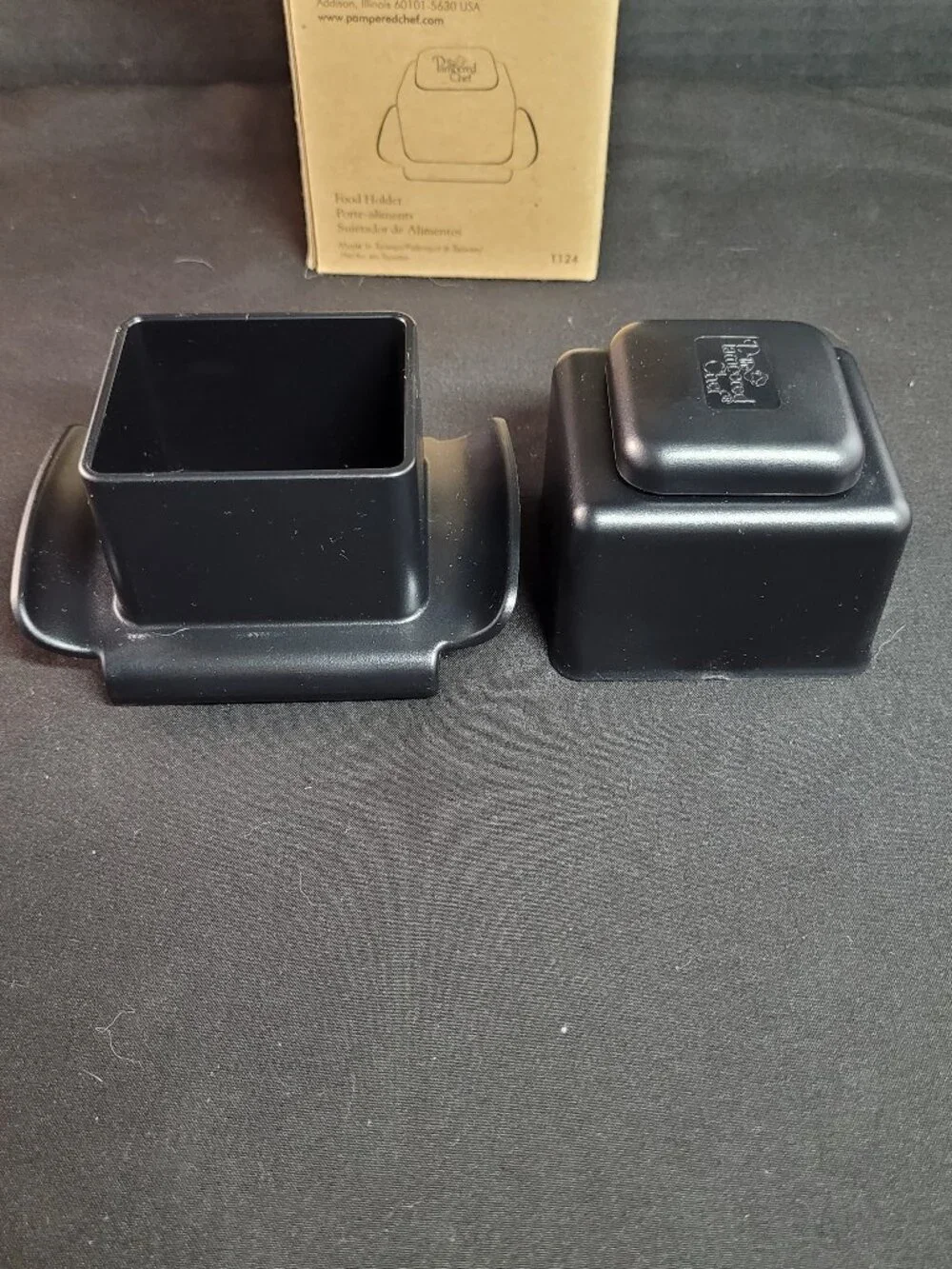 Pampered Chef Black Food Holder for Grating #1124 Kitchen Tool Gadget Retired